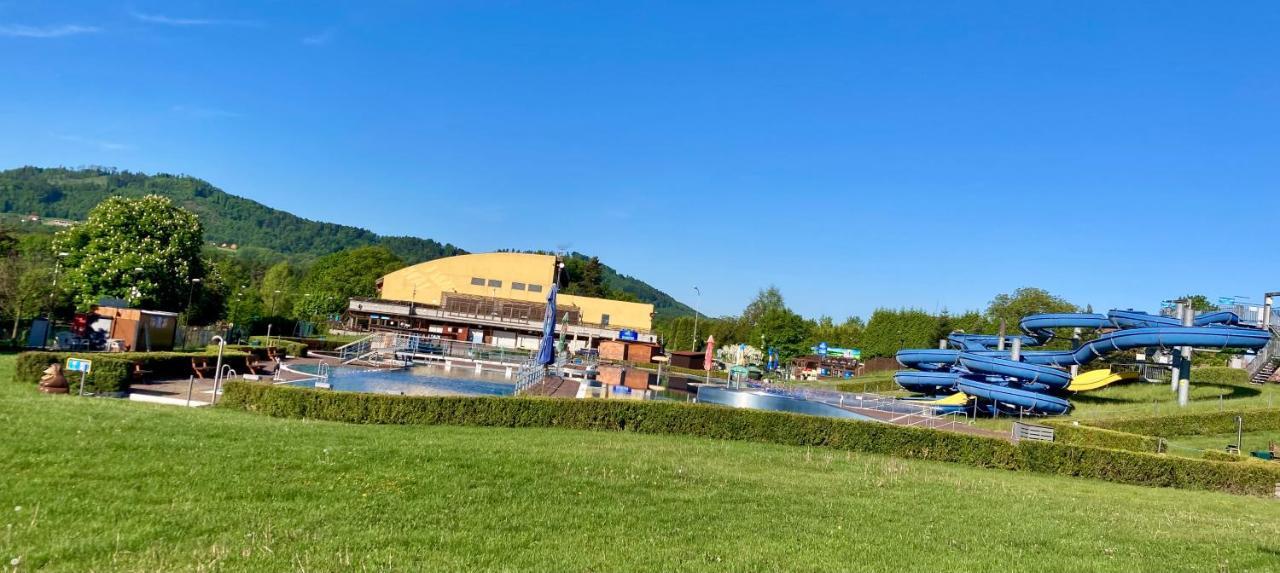 Apartman Nad Prehradou Frydek-Mistek Exterior photo